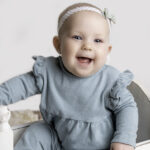 family toddler girl 6 months photograph